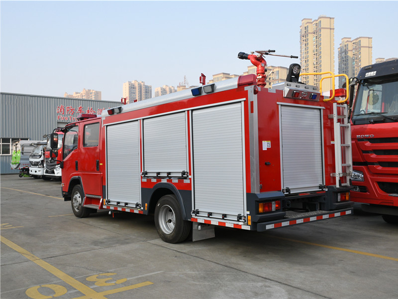 五十鈴4噸水(shuǐ)罐消防車(chē)