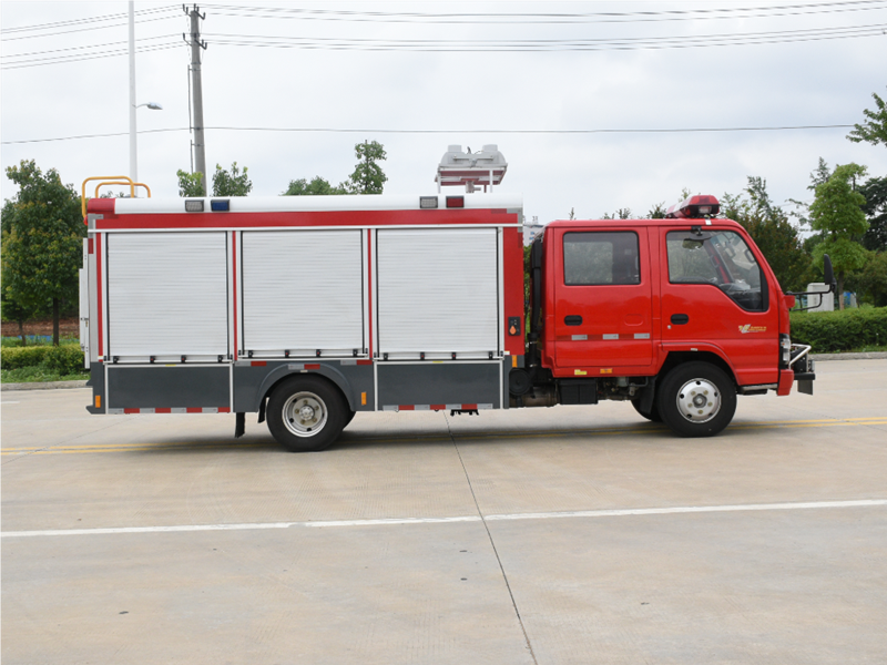 五十鈴器(qì)材消防車(chē)