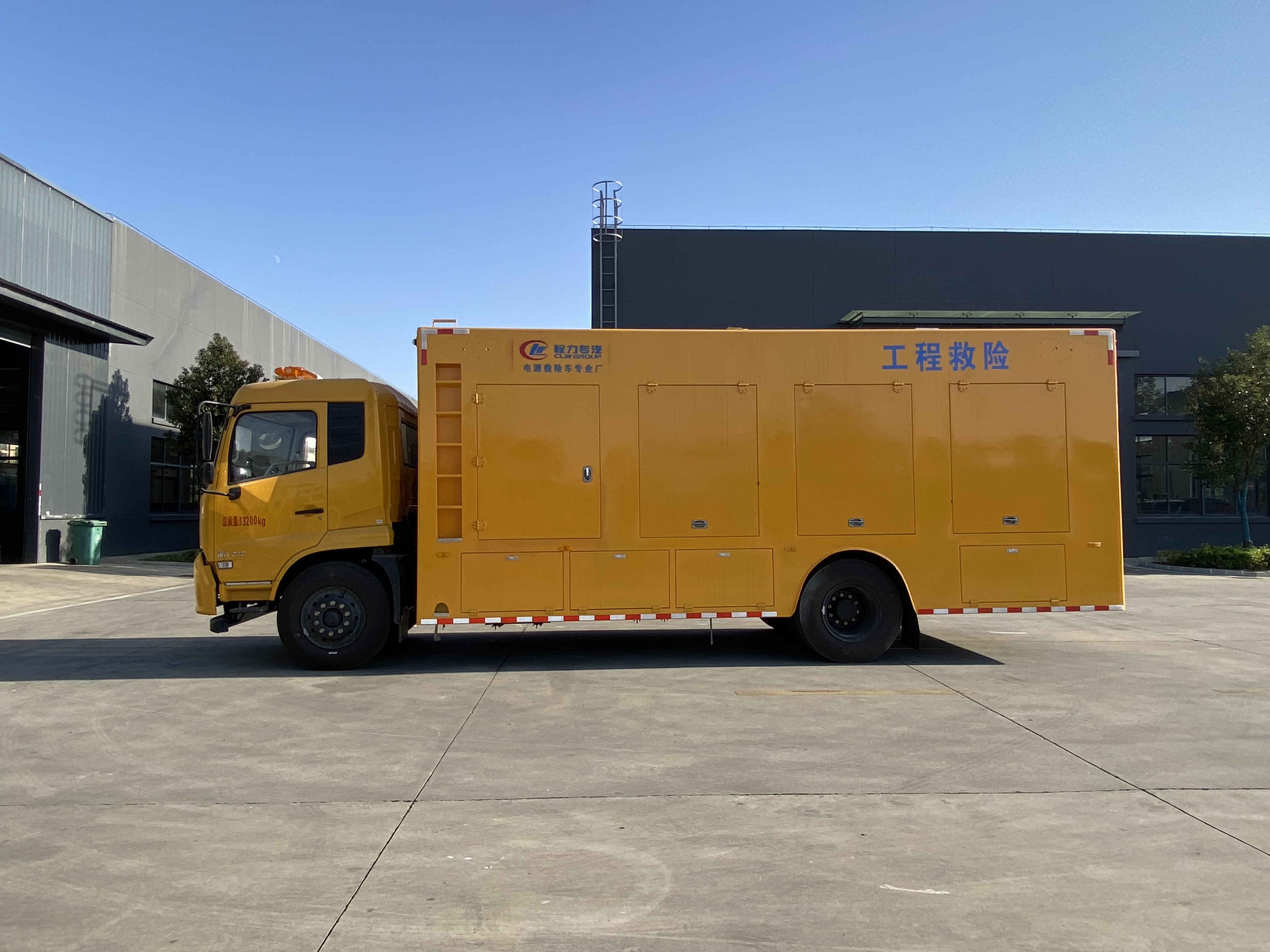 東(dōng)風(fēng)天錦3000方排水(shuǐ)車(chē)（自(zì)吸 便攜）