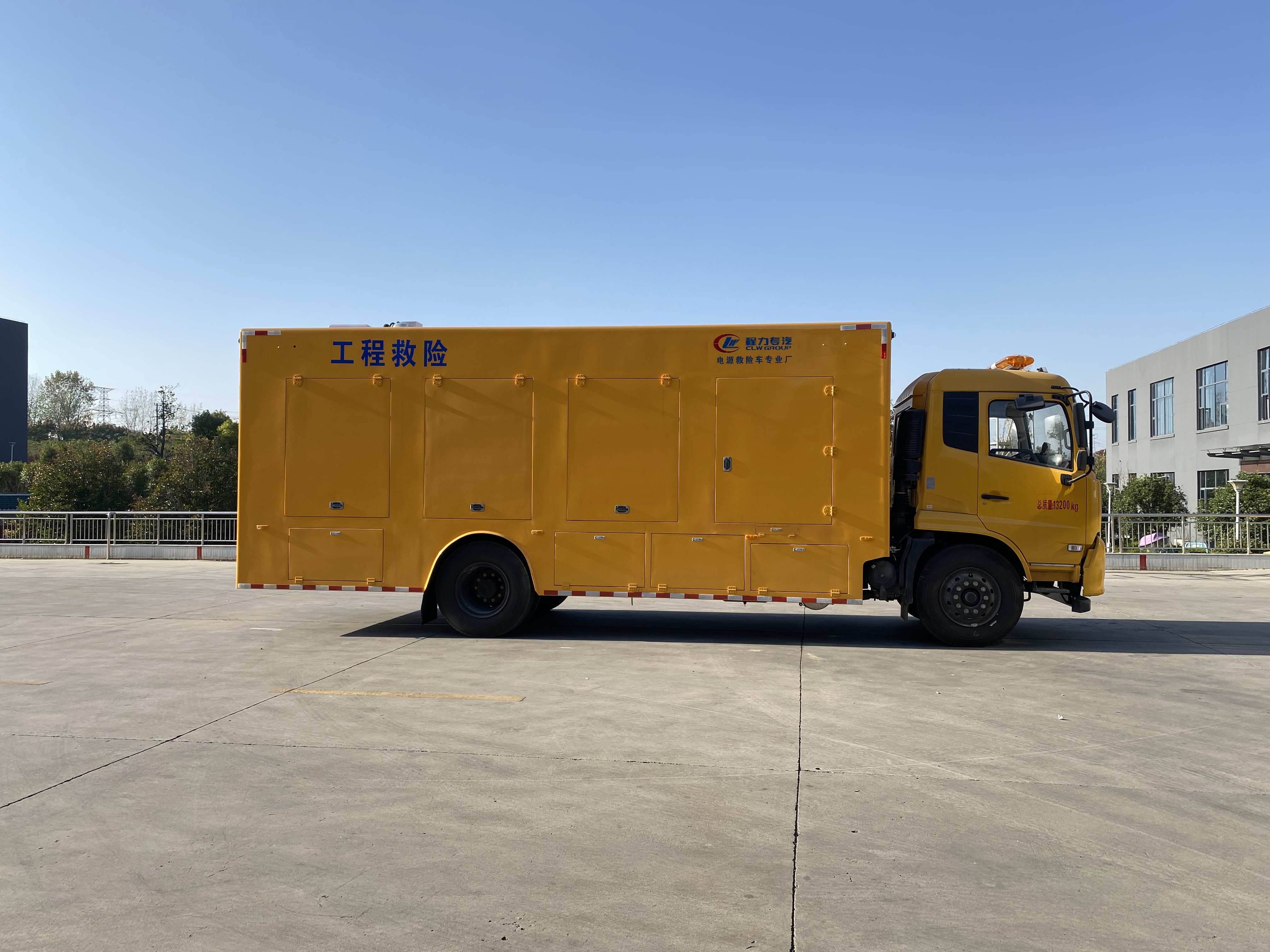 東(dōng)風(fēng)天錦3000方排水(shuǐ)車(chē)（自(zì)吸 便攜）