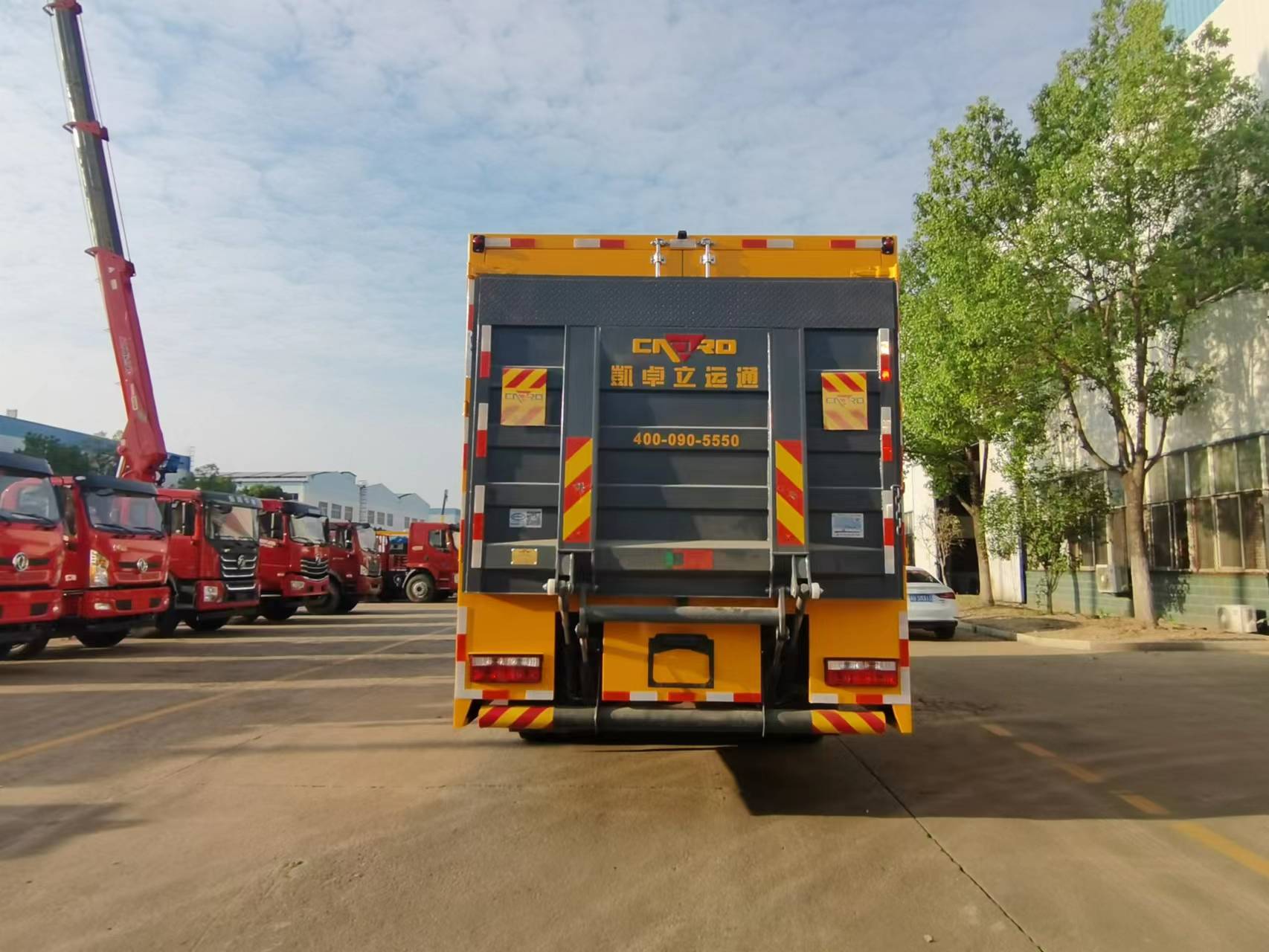 東(dōng)風(fēng)D9裝備車(chē)