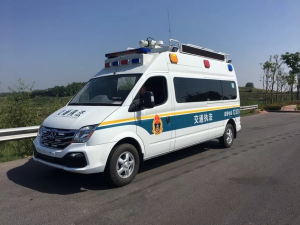 上(shàng)汽大(dà)通(tōng)V80多(duō)功能(néng)指揮車(chē)