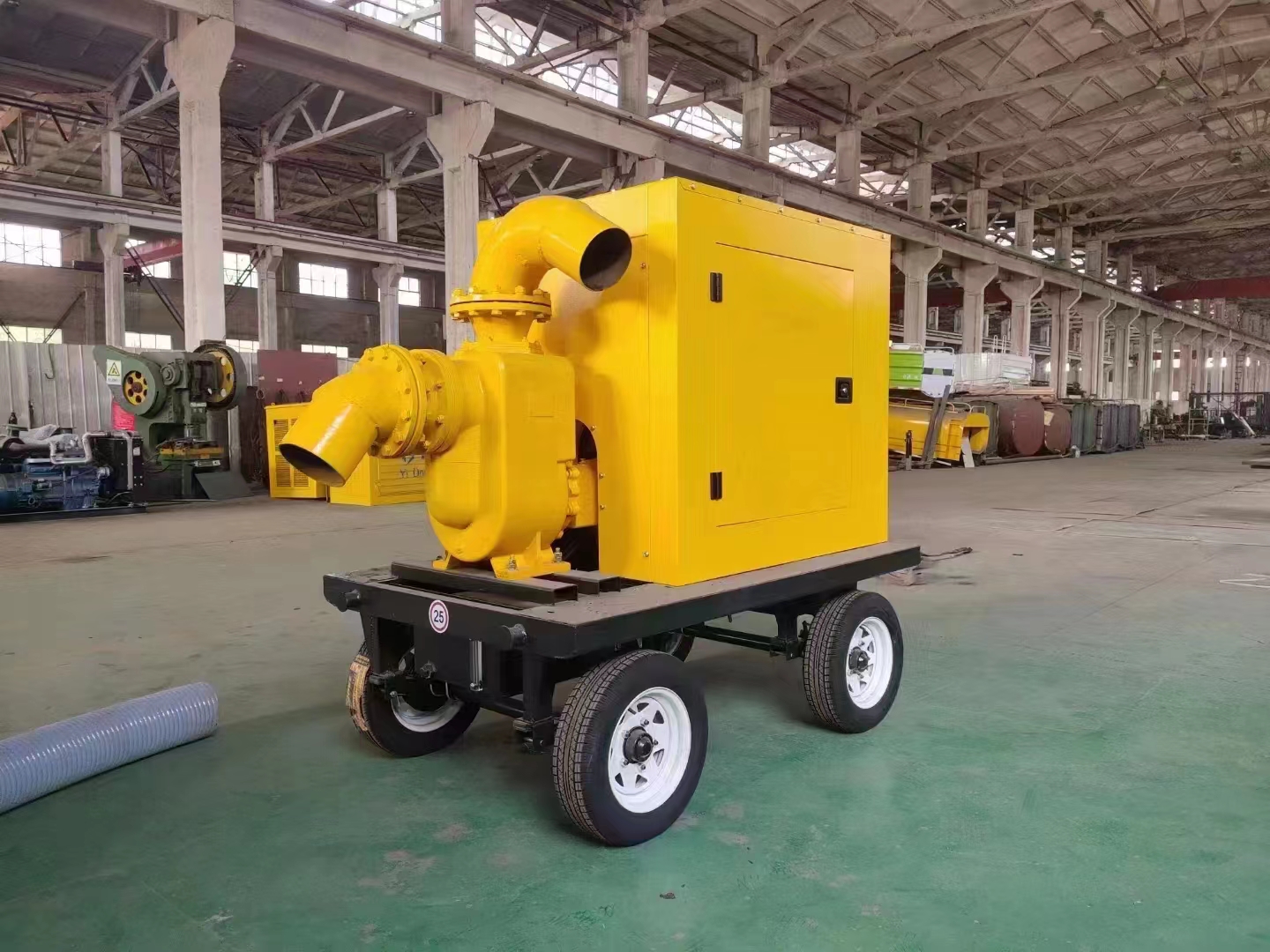 拖挂式柴油泵車(chē)300至1500方