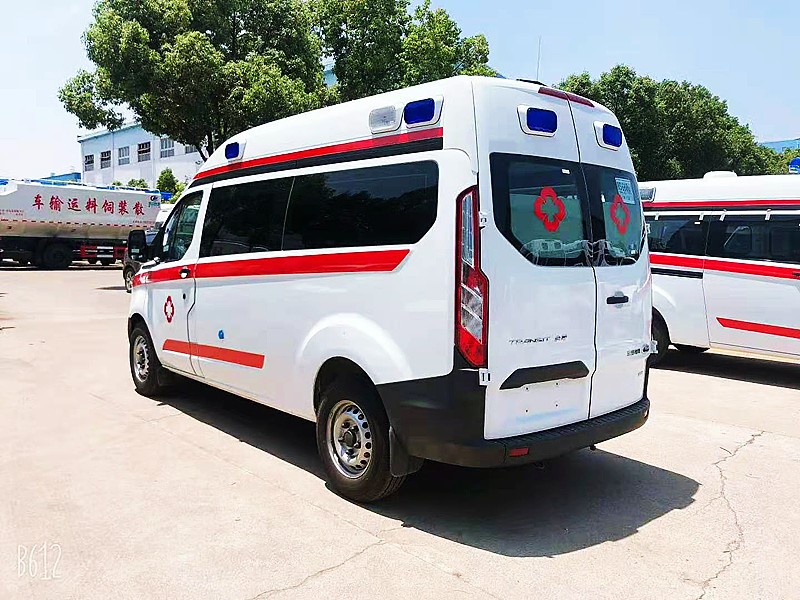 福特V362中軸中頂柴油版監護型救護車(chē)